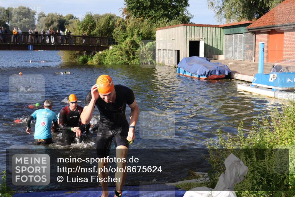 31.08.2025 - Elbe Triathlon Hamburg Luisa Fischer http://msf.ph/oto/8675624 31.08.2025 08:58:45 Schwimmen 386, 425, 436, 464, 470, 512, 523, 529, 553 meine-sportfotos.de