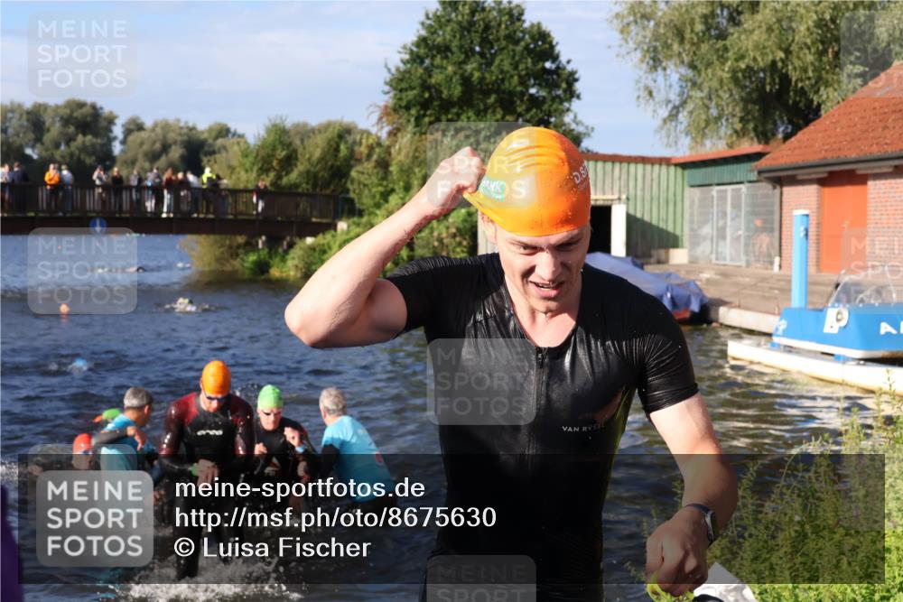 31.08.2025 - Elbe Triathlon Hamburg Luisa Fischer http://msf.ph/oto/8675630 31.08.2025 08:58:46 Schwimmen 386, 425, 436, 464, 470, 512, 523, 529, 553 meine-sportfotos.de