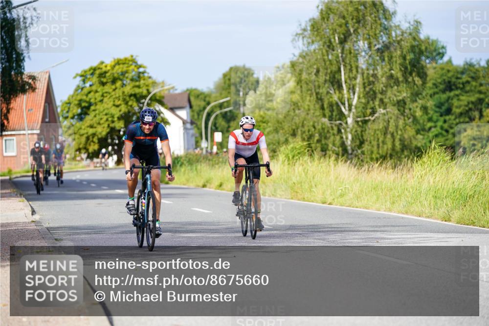 31.08.2025 - Elbe Triathlon Hamburg Michael Burmester http://msf.ph/oto/8675660 31.08.2025 10:21:02 Radfahren 634, 689, 902, 1064 meine-sportfotos.de