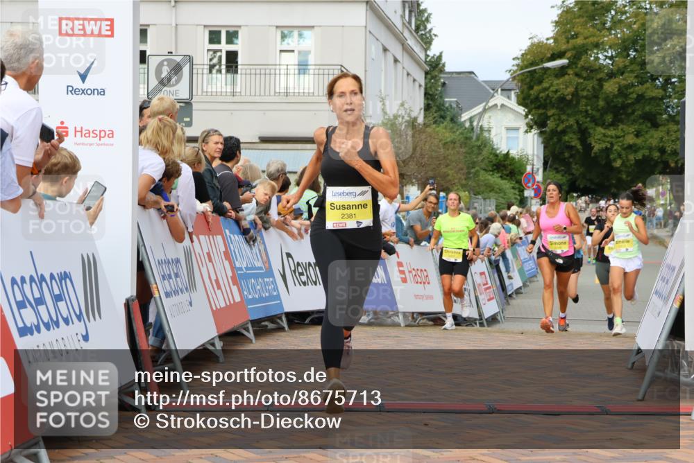 31.08.2025 - 21. Blankeneser Heldenlauf Strokosch-Dieckow http://msf.ph/oto/8675713 31.08.2025 10:28:59 Ziel 2060, 2718, 2719, 2246, 2035, 2457, 2212, 2143, 2387, 2230, 2381 meine-sportfotos.de