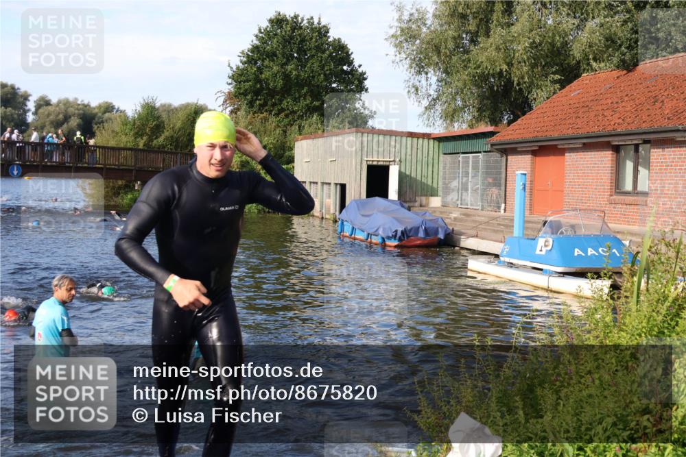 31.08.2025 - Elbe Triathlon Hamburg Luisa Fischer http://msf.ph/oto/8675820 31.08.2025 09:00:58 Schwimmen 414, 514 meine-sportfotos.de