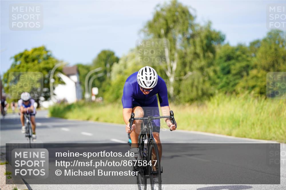 31.08.2025 - Elbe Triathlon Hamburg Michael Burmester http://msf.ph/oto/8675847 31.08.2025 10:21:45 Radfahren 764, 766, 788, 895, 900, 1001 meine-sportfotos.de