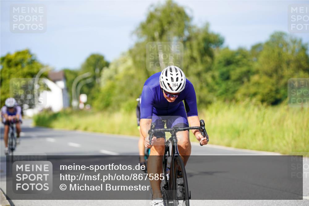 31.08.2025 - Elbe Triathlon Hamburg Michael Burmester http://msf.ph/oto/8675851 31.08.2025 10:21:45 Radfahren 764, 766, 788, 895, 900, 1001 meine-sportfotos.de