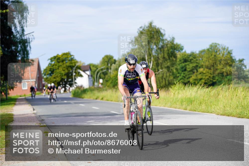 31.08.2025 - Elbe Triathlon Hamburg Michael Burmester http://msf.ph/oto/8676008 31.08.2025 10:22:19 Radfahren 730, 824, 974, 1000, 1009, 1085 meine-sportfotos.de