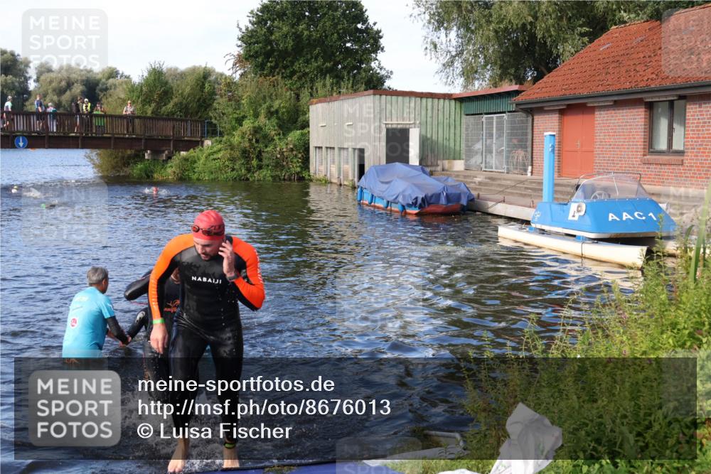 31.08.2025 - Elbe Triathlon Hamburg Luisa Fischer http://msf.ph/oto/8676013 31.08.2025 09:03:00 Schwimmen 480, 493, 496 meine-sportfotos.de