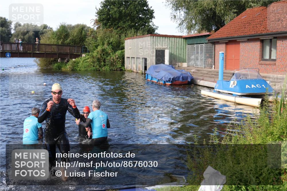 31.08.2025 - Elbe Triathlon Hamburg Luisa Fischer http://msf.ph/oto/8676030 31.08.2025 09:03:31 Schwimmen 394, 582, 619 meine-sportfotos.de