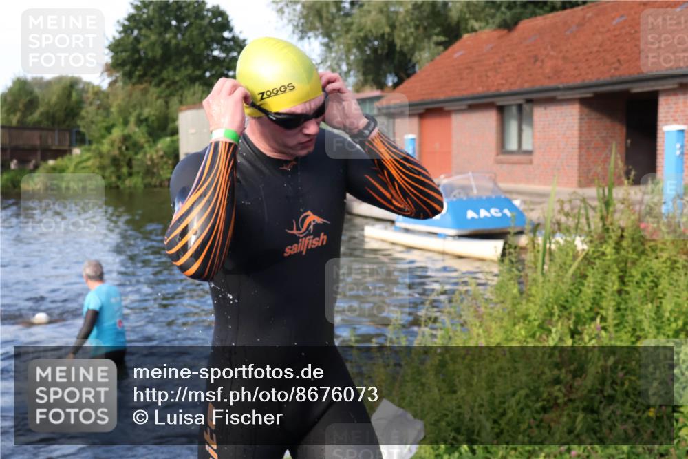 31.08.2025 - Elbe Triathlon Hamburg Luisa Fischer http://msf.ph/oto/8676073 31.08.2025 09:03:54 Schwimmen 387, 528 meine-sportfotos.de