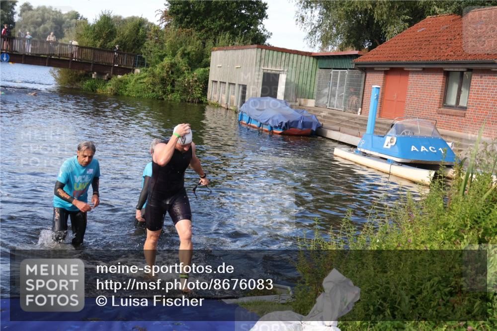 31.08.2025 - Elbe Triathlon Hamburg Luisa Fischer http://msf.ph/oto/8676083 31.08.2025 09:04:00 Schwimmen 528 meine-sportfotos.de