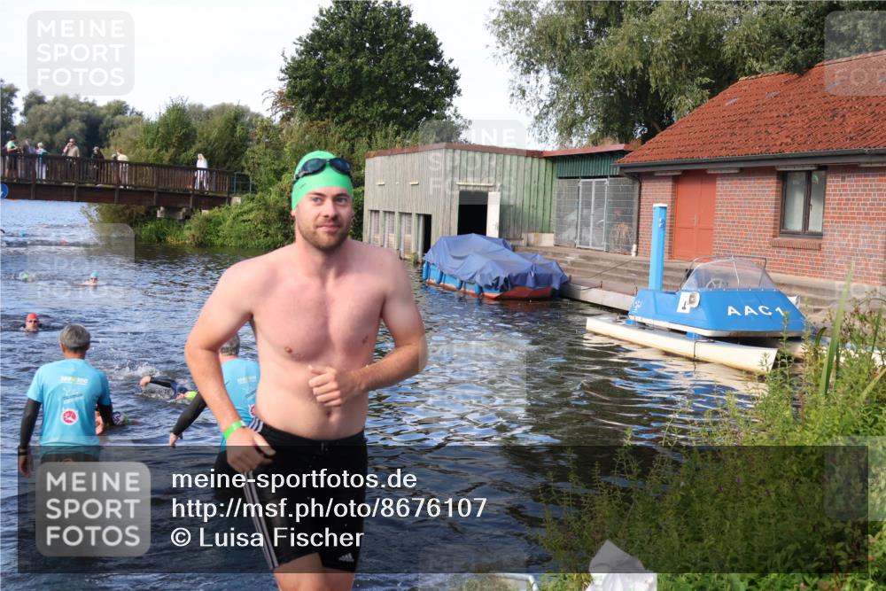 31.08.2025 - Elbe Triathlon Hamburg Luisa Fischer http://msf.ph/oto/8676107 31.08.2025 09:04:49 Schwimmen 515, 527, 630 meine-sportfotos.de