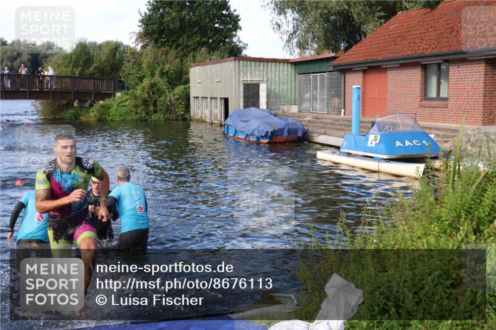 31.08.2025 - Elbe Triathlon Hamburg Luisa Fischer http://msf.ph/oto/8676113 31.08.2025 09:04:54 Schwimmen 527, 630 meine-sportfotos.de