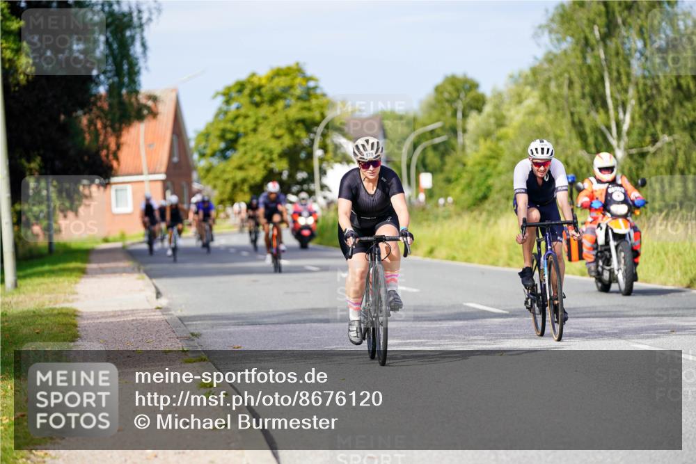 31.08.2025 - Elbe Triathlon Hamburg Michael Burmester http://msf.ph/oto/8676120 31.08.2025 10:22:49 Radfahren 878, 963, 1005, 1007, 1048 meine-sportfotos.de