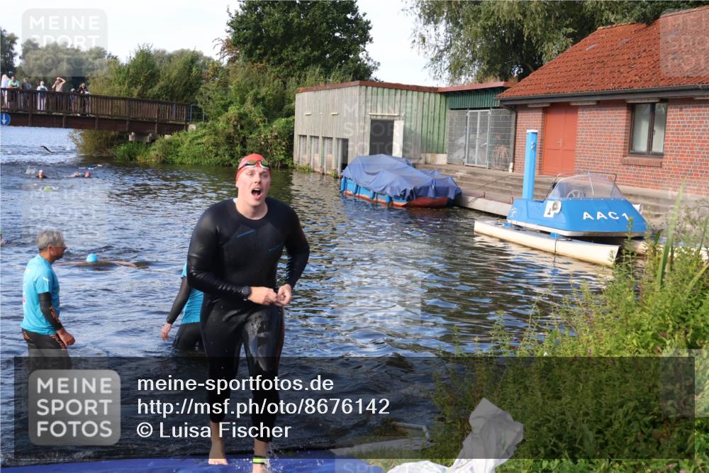 31.08.2025 - Elbe Triathlon Hamburg Luisa Fischer http://msf.ph/oto/8676142 31.08.2025 09:05:08 Schwimmen 504 meine-sportfotos.de