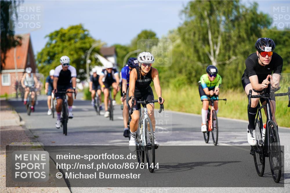 31.08.2025 - Elbe Triathlon Hamburg Michael Burmester http://msf.ph/oto/8676144 31.08.2025 10:22:56 Radfahren 698, 747, 762, 792, 805, 871, 942, 963, 971, 978, 1007, 1063, 1067 meine-sportfotos.de