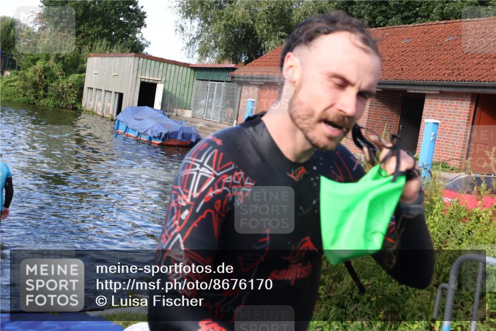 31.08.2025 - Elbe Triathlon Hamburg Luisa Fischer http://msf.ph/oto/8676170 31.08.2025 09:05:25 Schwimmen 495, 522 meine-sportfotos.de