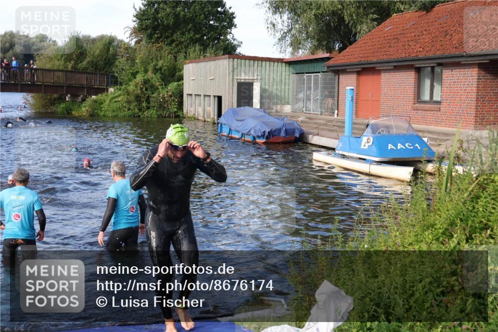 31.08.2025 - Elbe Triathlon Hamburg Luisa Fischer http://msf.ph/oto/8676174 31.08.2025 09:05:37 Schwimmen 596, 672 meine-sportfotos.de