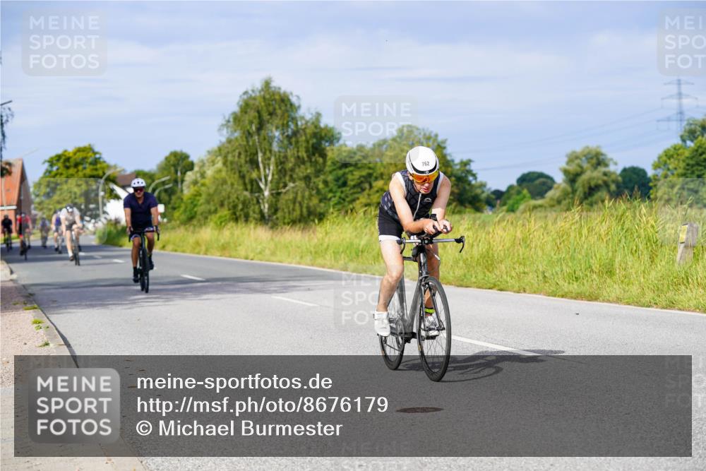 31.08.2025 - Elbe Triathlon Hamburg Michael Burmester http://msf.ph/oto/8676179 31.08.2025 10:23:02 Radfahren 698, 747, 762, 792, 971, 978, 981, 995, 996, 1063, 1106 meine-sportfotos.de