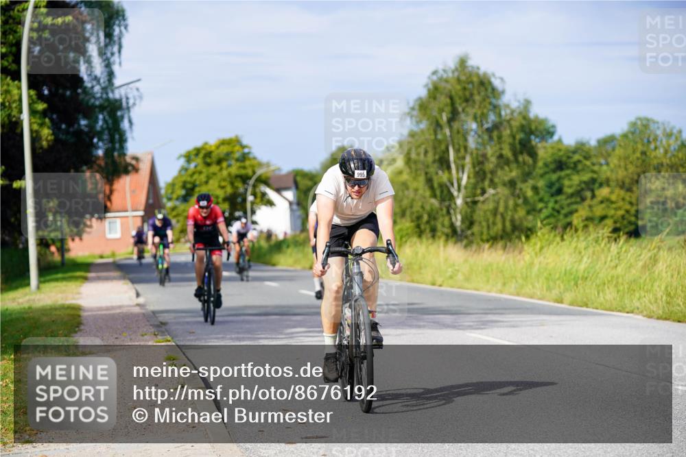 31.08.2025 - Elbe Triathlon Hamburg Michael Burmester http://msf.ph/oto/8676192 31.08.2025 10:23:06 Radfahren 981, 995, 996, 1049, 1077, 1106 meine-sportfotos.de