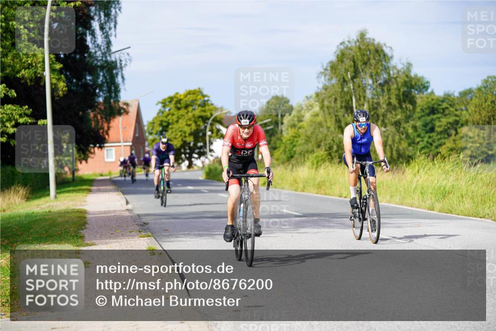 31.08.2025 - Elbe Triathlon Hamburg Michael Burmester http://msf.ph/oto/8676200 31.08.2025 10:23:07 Radfahren 981, 995, 996, 1049, 1077, 1106 meine-sportfotos.de