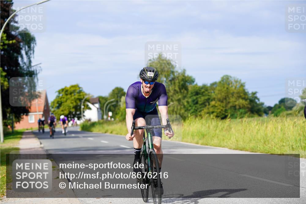 31.08.2025 - Elbe Triathlon Hamburg Michael Burmester http://msf.ph/oto/8676216 31.08.2025 10:23:10 Radfahren 922, 965, 981, 989, 996, 1049, 1077 meine-sportfotos.de