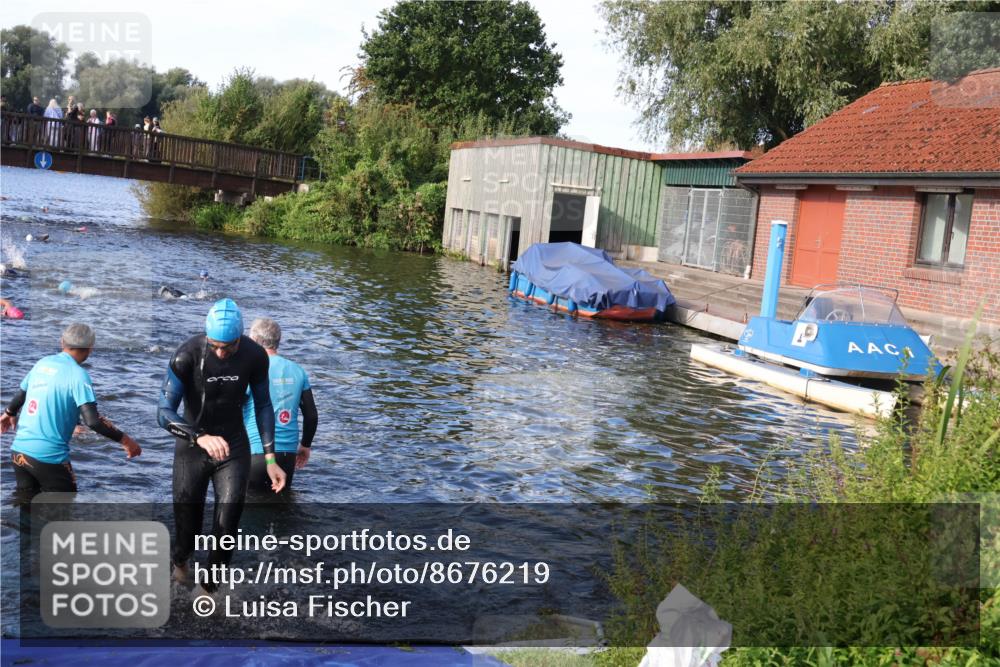 31.08.2025 - Elbe Triathlon Hamburg Luisa Fischer http://msf.ph/oto/8676219 31.08.2025 09:06:00 Schwimmen 447, 463, 517 meine-sportfotos.de