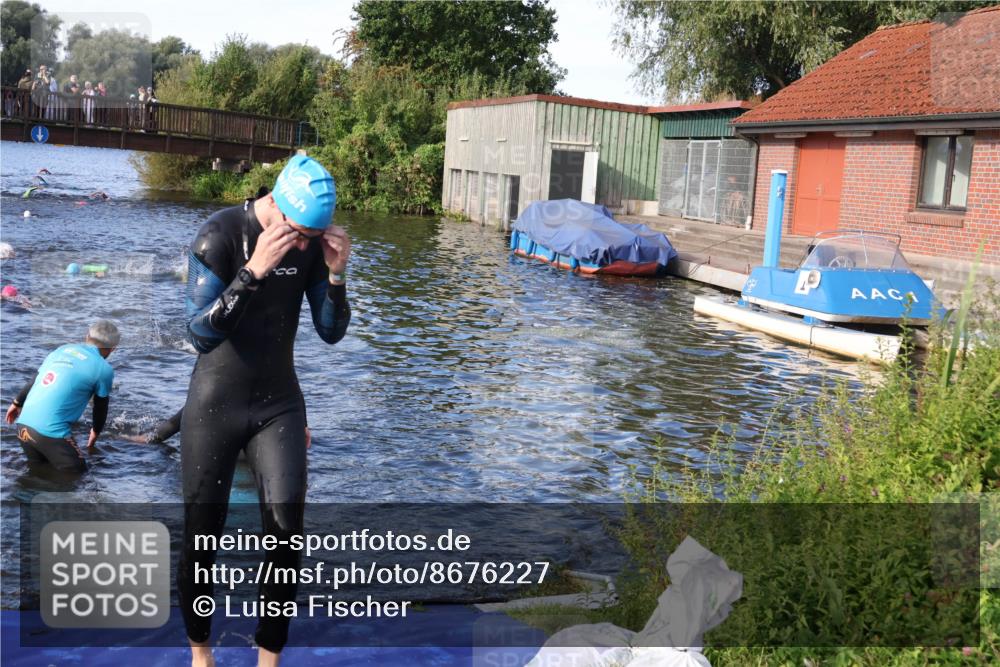 31.08.2025 - Elbe Triathlon Hamburg Luisa Fischer http://msf.ph/oto/8676227 31.08.2025 09:06:02 Schwimmen 447, 463, 517, 645 meine-sportfotos.de