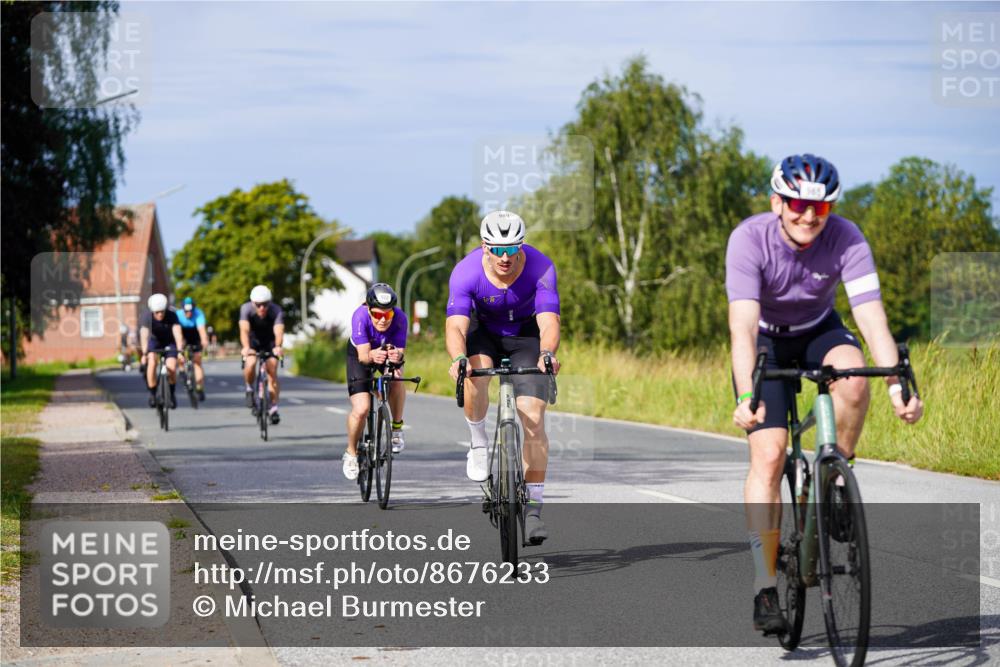 31.08.2025 - Elbe Triathlon Hamburg Michael Burmester http://msf.ph/oto/8676233 31.08.2025 10:23:15 Radfahren 922, 965, 989, 1016, 1056, 1086, 1107 meine-sportfotos.de