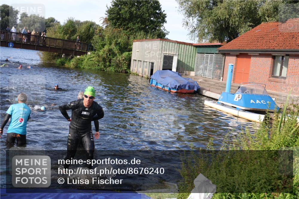 31.08.2025 - Elbe Triathlon Hamburg Luisa Fischer http://msf.ph/oto/8676240 31.08.2025 09:06:10 Schwimmen 410, 447, 598, 645 meine-sportfotos.de
