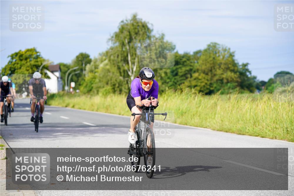 31.08.2025 - Elbe Triathlon Hamburg Michael Burmester http://msf.ph/oto/8676241 31.08.2025 10:23:16 Radfahren 922, 965, 989, 1016, 1056, 1086, 1107 meine-sportfotos.de
