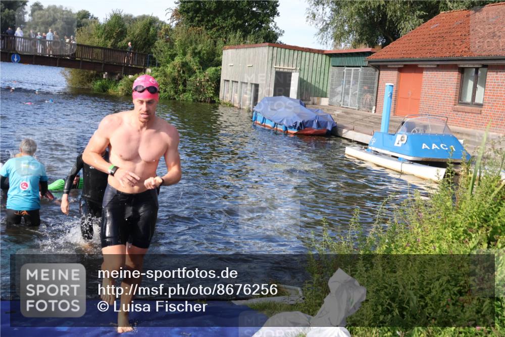 31.08.2025 - Elbe Triathlon Hamburg Luisa Fischer http://msf.ph/oto/8676256 31.08.2025 09:06:18 Schwimmen 410, 416, 524, 598 meine-sportfotos.de