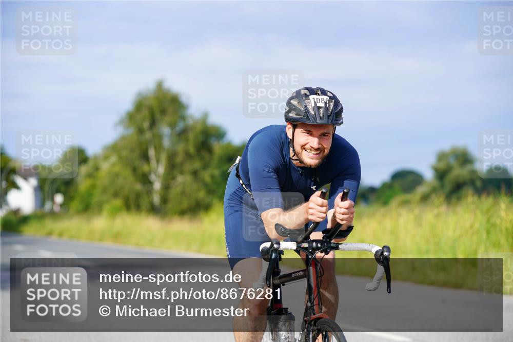 31.08.2025 - Elbe Triathlon Hamburg Michael Burmester http://msf.ph/oto/8676281 31.08.2025 10:23:22 Radfahren 812, 1016, 1086, 1088, 1107 meine-sportfotos.de