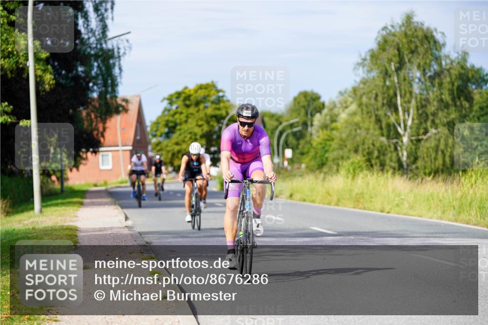 31.08.2025 - Elbe Triathlon Hamburg Michael Burmester http://msf.ph/oto/8676286 31.08.2025 10:23:26 Radfahren 399, 812, 1037, 1088, 1093 meine-sportfotos.de
