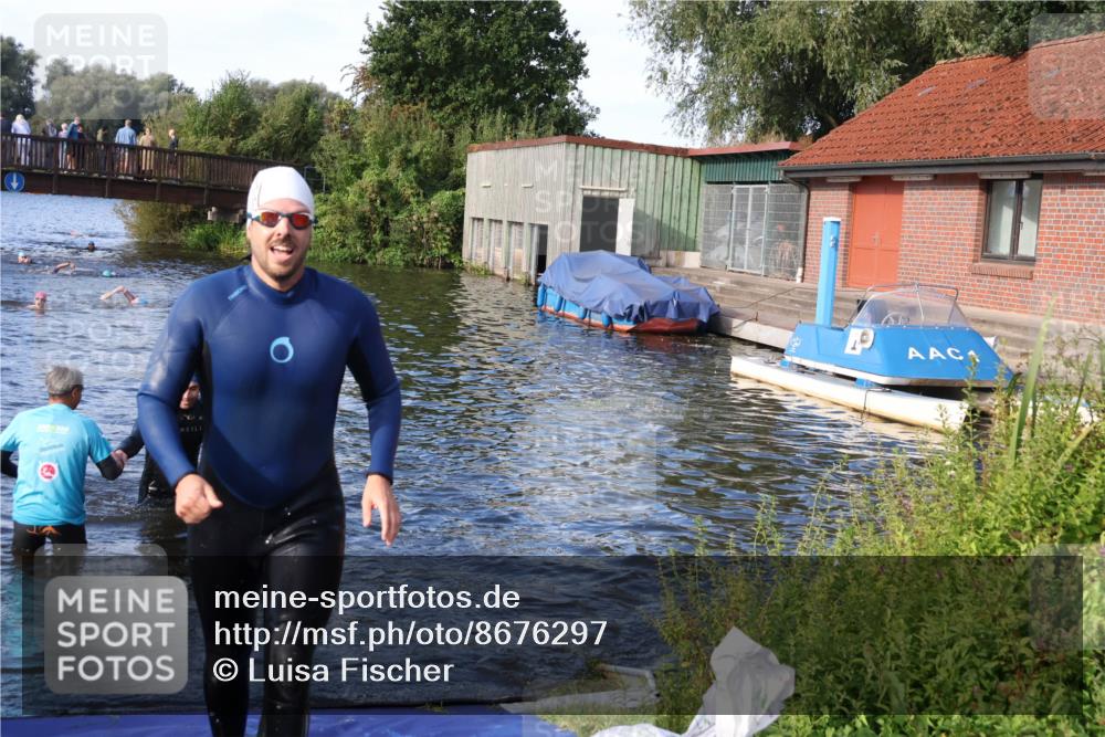 31.08.2025 - Elbe Triathlon Hamburg Luisa Fischer http://msf.ph/oto/8676297 31.08.2025 09:06:30 Schwimmen 530, 537 meine-sportfotos.de