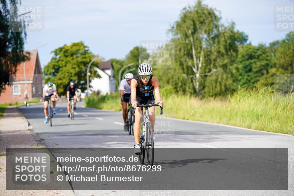 31.08.2025 - Elbe Triathlon Hamburg Michael Burmester http://msf.ph/oto/8676299 31.08.2025 10:23:28 Radfahren 399, 812, 1037, 1088, 1093 meine-sportfotos.de