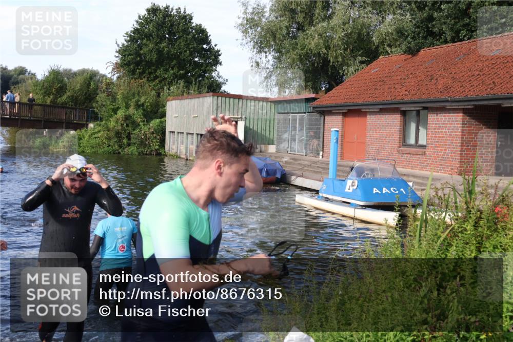 31.08.2025 - Elbe Triathlon Hamburg Luisa Fischer http://msf.ph/oto/8676315 31.08.2025 09:06:47 Schwimmen 474, 531 meine-sportfotos.de