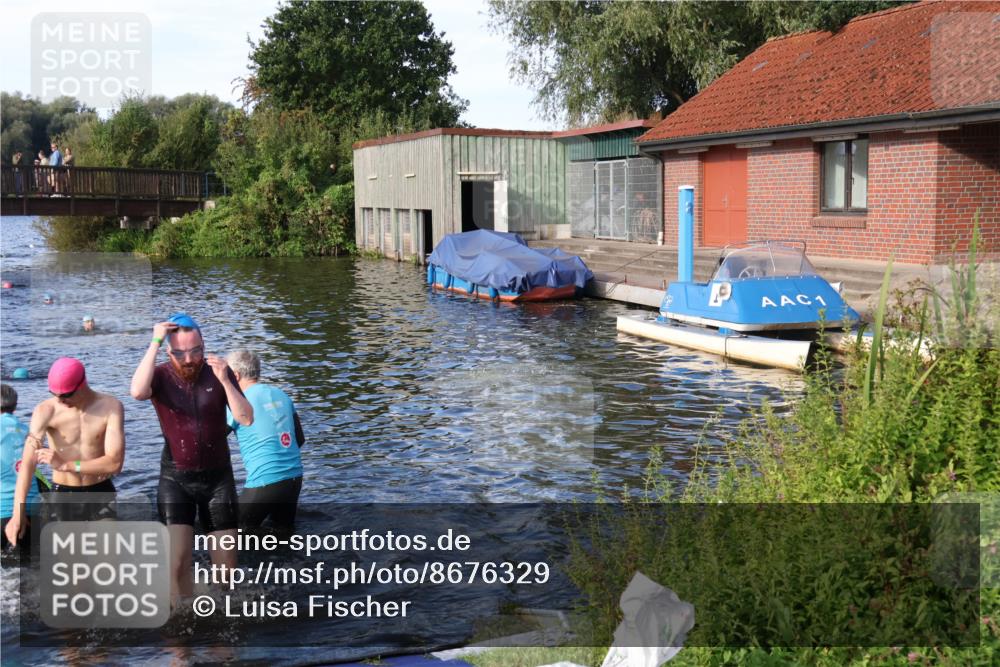 31.08.2025 - Elbe Triathlon Hamburg Luisa Fischer http://msf.ph/oto/8676329 31.08.2025 09:06:59 Schwimmen 391, 508, 526 meine-sportfotos.de