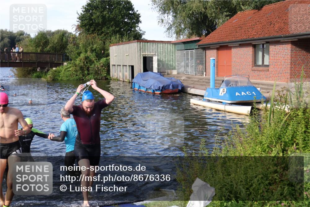 31.08.2025 - Elbe Triathlon Hamburg Luisa Fischer http://msf.ph/oto/8676336 31.08.2025 09:07:00 Schwimmen 391, 508, 526 meine-sportfotos.de