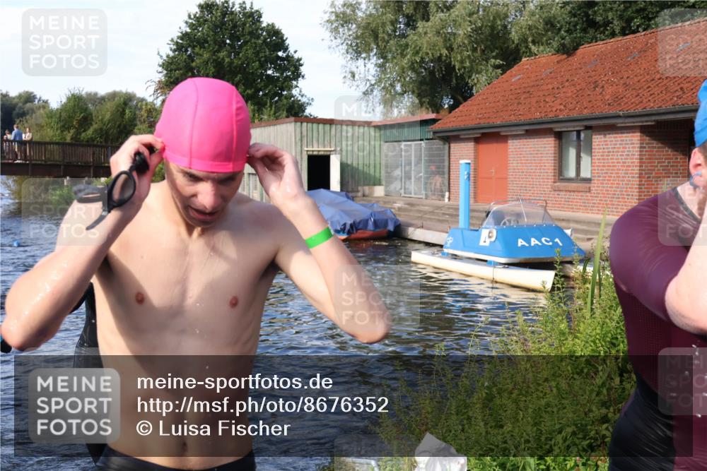 31.08.2025 - Elbe Triathlon Hamburg Luisa Fischer http://msf.ph/oto/8676352 31.08.2025 09:07:03 Schwimmen 391, 508, 526 meine-sportfotos.de