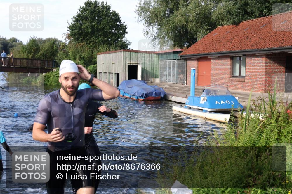 31.08.2025 - Elbe Triathlon Hamburg Luisa Fischer http://msf.ph/oto/8676366 31.08.2025 09:07:17 Schwimmen 482, 510 meine-sportfotos.de