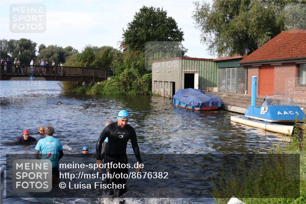 31.08.2025 - Elbe Triathlon Hamburg Luisa Fischer http://msf.ph/oto/8676382 31.08.2025 09:07:27 Schwimmen 388, 405, 618 meine-sportfotos.de
