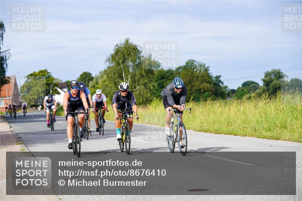 31.08.2025 - Elbe Triathlon Hamburg Michael Burmester http://msf.ph/oto/8676410 31.08.2025 10:23:55 Radfahren 704, 741, 818, 861, 914, 926, 1031, 1043, 1109 meine-sportfotos.de