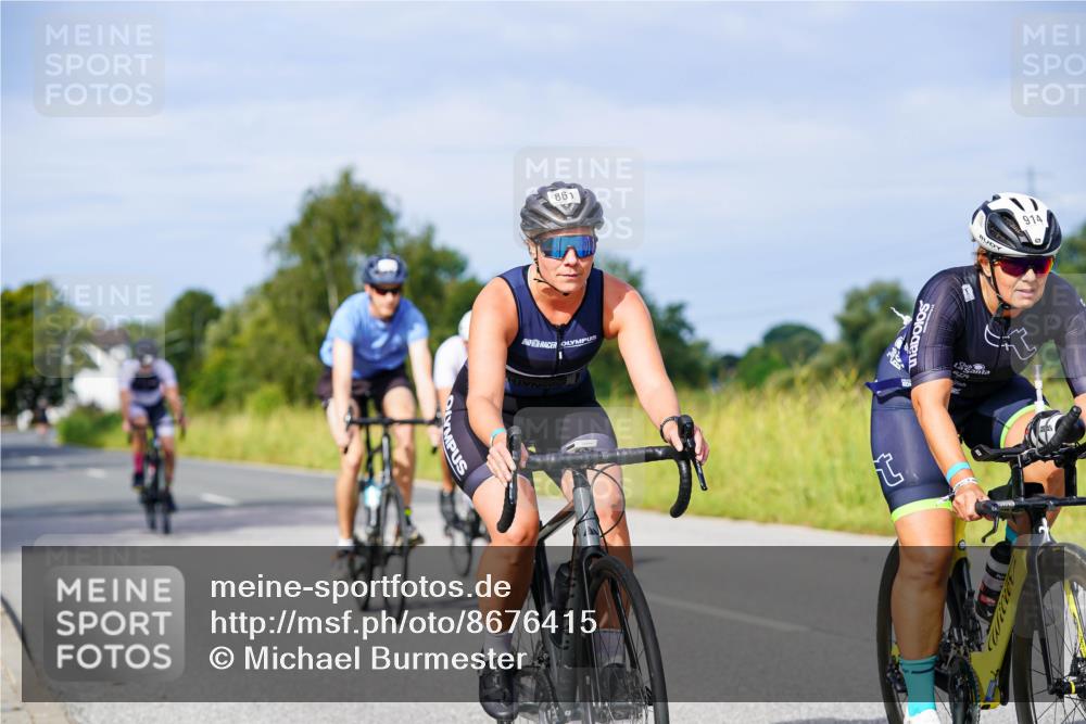 31.08.2025 - Elbe Triathlon Hamburg Michael Burmester http://msf.ph/oto/8676415 31.08.2025 10:23:56 Radfahren 704, 741, 818, 861, 914, 926, 961, 1031, 1043, 1109 meine-sportfotos.de
