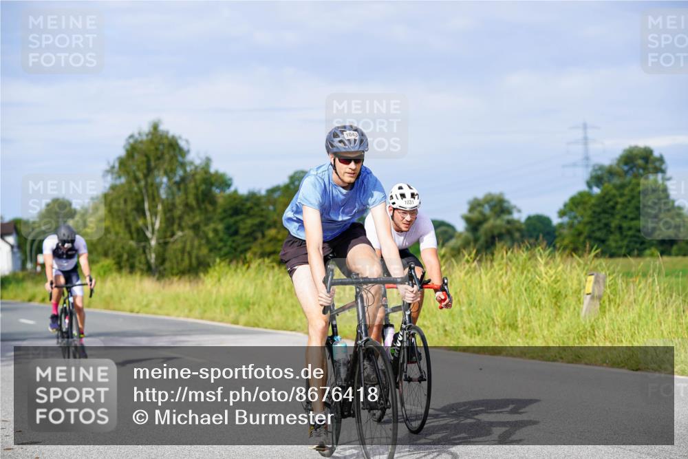 31.08.2025 - Elbe Triathlon Hamburg Michael Burmester http://msf.ph/oto/8676418 31.08.2025 10:23:56 Radfahren 704, 741, 818, 861, 914, 926, 961, 1031, 1043, 1109 meine-sportfotos.de
