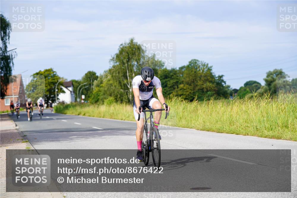 31.08.2025 - Elbe Triathlon Hamburg Michael Burmester http://msf.ph/oto/8676422 31.08.2025 10:23:57 Radfahren 704, 741, 752, 861, 914, 926, 961, 1031, 1043 meine-sportfotos.de