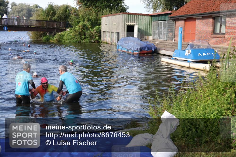 31.08.2025 - Elbe Triathlon Hamburg Luisa Fischer http://msf.ph/oto/8676453 31.08.2025 09:08:26 Schwimmen 500 meine-sportfotos.de
