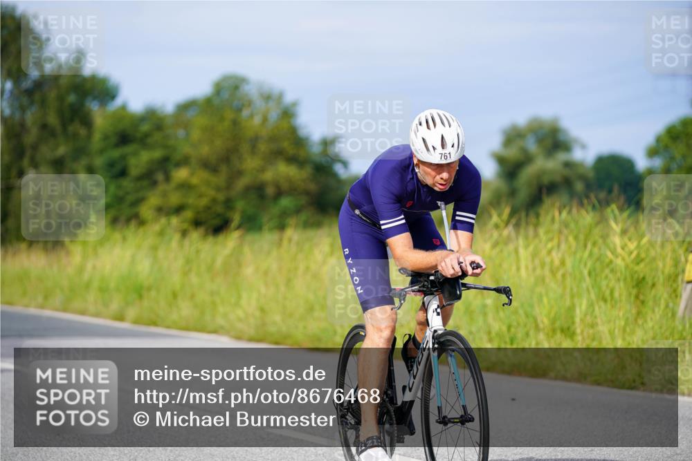 31.08.2025 - Elbe Triathlon Hamburg Michael Burmester http://msf.ph/oto/8676468 31.08.2025 10:24:08 Radfahren 761, 962, 997, 1076, 1158 meine-sportfotos.de