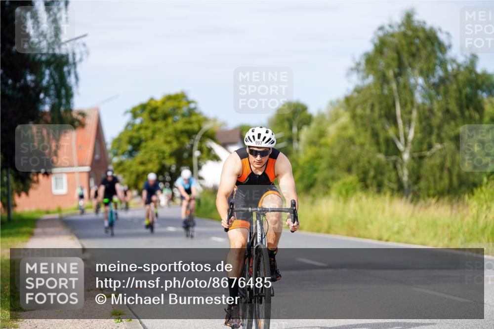 31.08.2025 - Elbe Triathlon Hamburg Michael Burmester http://msf.ph/oto/8676485 31.08.2025 10:24:11 Radfahren 761, 962, 975, 997, 1018, 1076 meine-sportfotos.de