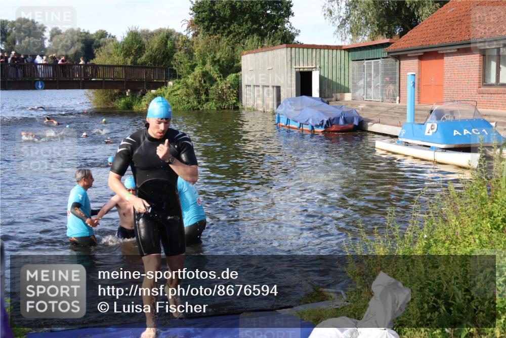 31.08.2025 - Elbe Triathlon Hamburg Luisa Fischer http://msf.ph/oto/8676594 31.08.2025 09:09:28 Schwimmen 406, 546 meine-sportfotos.de