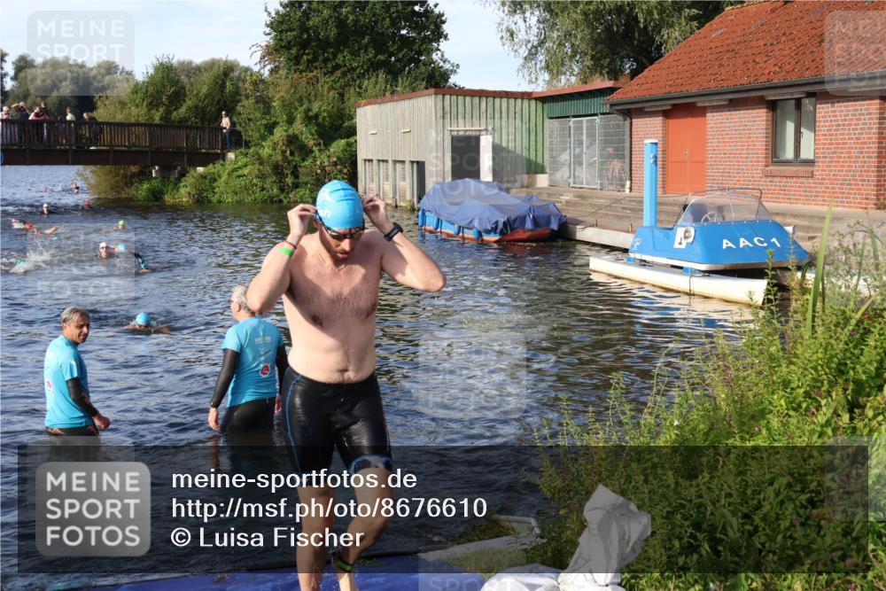 31.08.2025 - Elbe Triathlon Hamburg Luisa Fischer http://msf.ph/oto/8676610 31.08.2025 09:09:32 Schwimmen 406, 546 meine-sportfotos.de