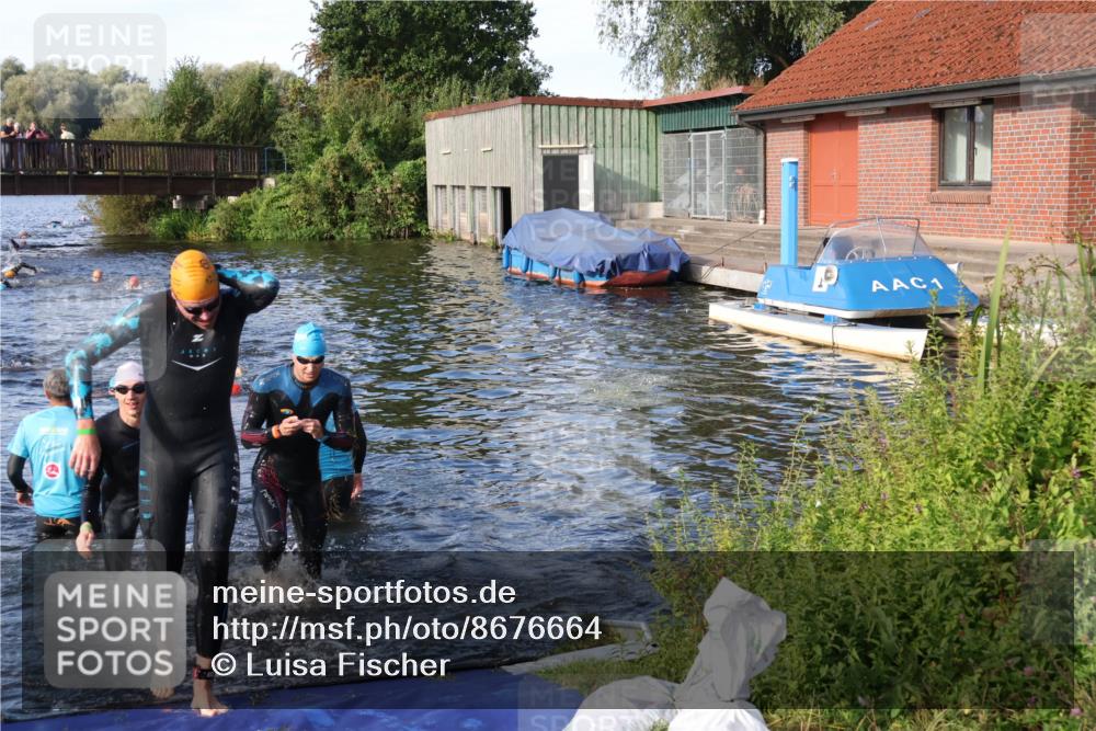 31.08.2025 - Elbe Triathlon Hamburg Luisa Fischer http://msf.ph/oto/8676664 31.08.2025 09:09:59 Schwimmen 459, 481, 589, 646 meine-sportfotos.de