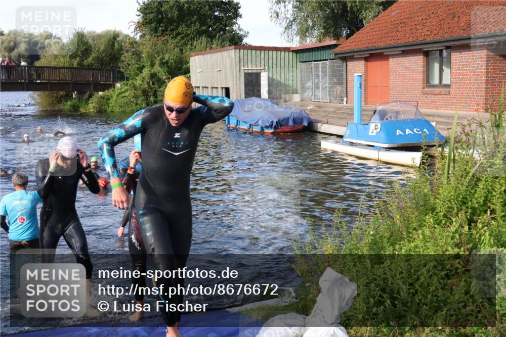 31.08.2025 - Elbe Triathlon Hamburg Luisa Fischer http://msf.ph/oto/8676672 31.08.2025 09:10:00 Schwimmen 459, 481, 589, 646 meine-sportfotos.de